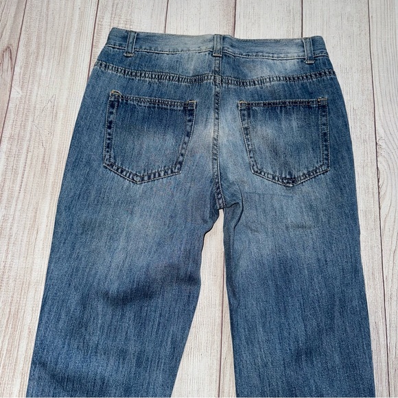 Distressed Ankle Jeans - Picture 4 of 8